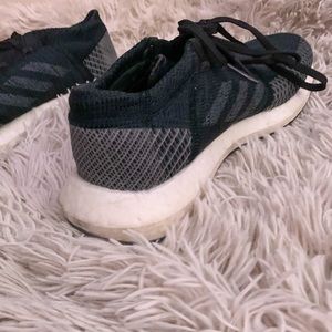 adidas boost black running shoes size 9.5